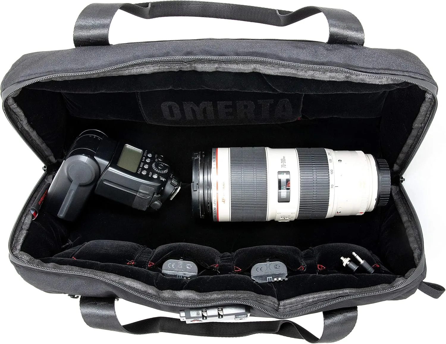 Dime Bags Omerta Brigata Carbon Filter Duffle Bag with Padded Interior and Locking Zipper | 100% Carbon Lined Carrying Case