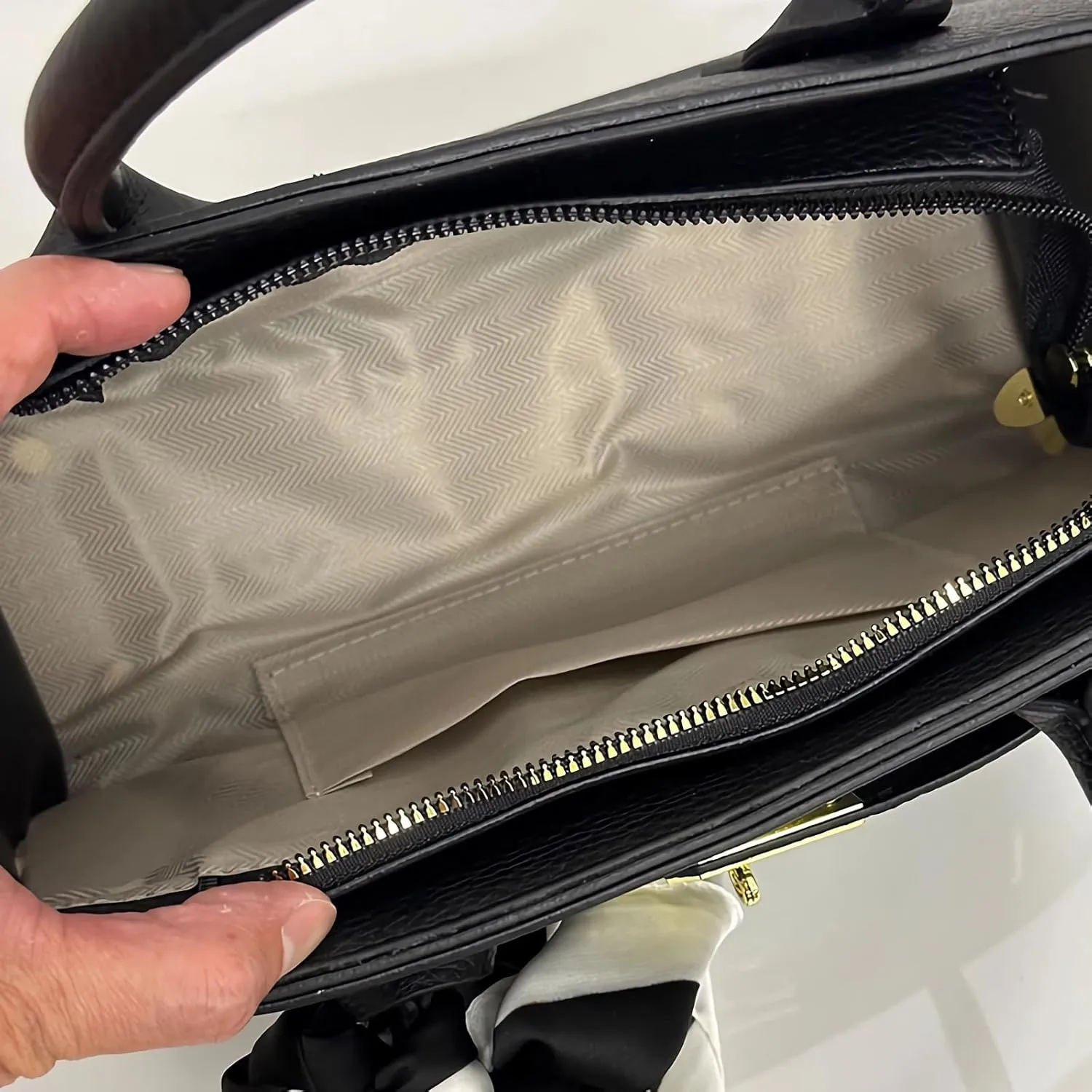large capacity handbags adjustable shoulder strap single shoulder crossbody bags retro versatile underarm Purses