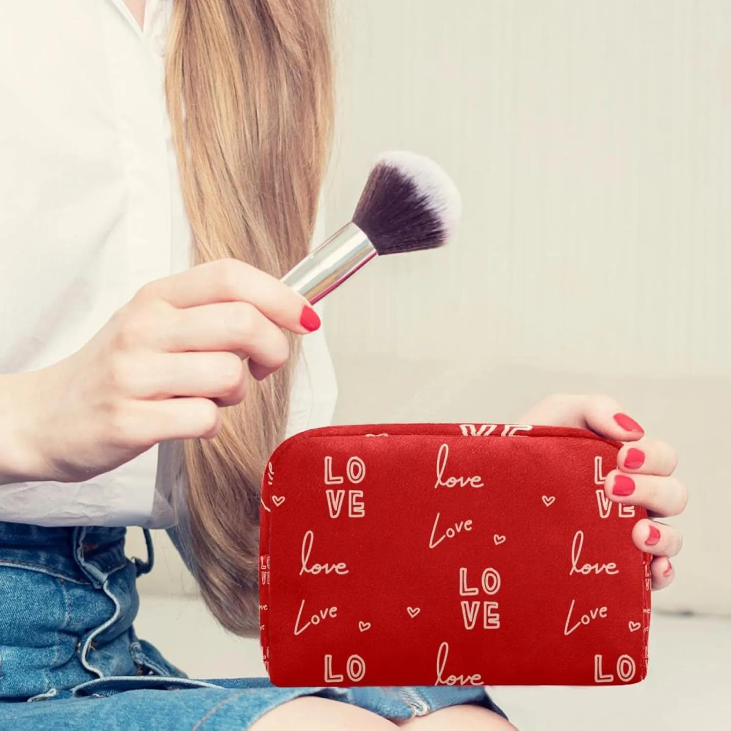 Love Letter Red Small Makeup Bags for Women Teen Girls, Makeup Storage Bag with Zipper Accessories Organizer Bag for Travelling