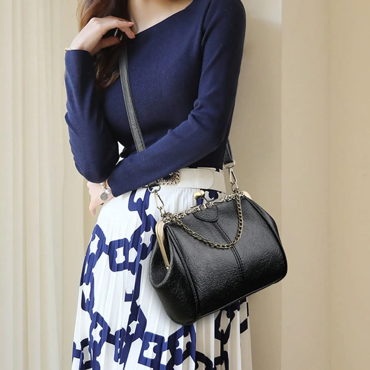 Retro Handbags and Purses for Women Chain Kiss Lock Top-Handle Satchel PU Leather Shoulder Bag Hollow Tote