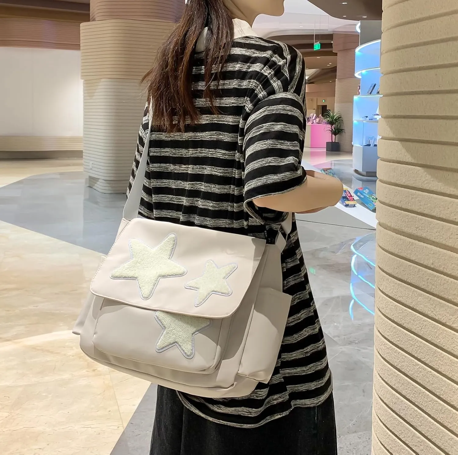 Small Messenger Bag for Women Cute Bag Kawaii Star Crossbody Shoulder Tote Bag with Accessories Gift