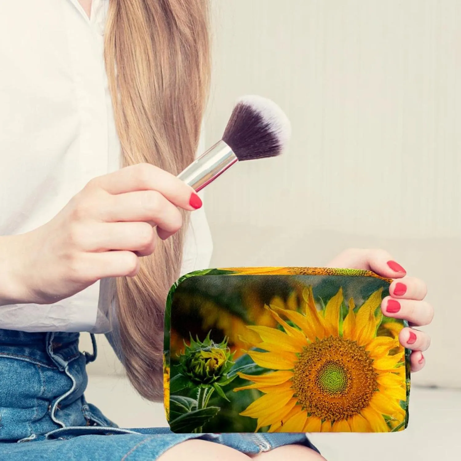 Sunflower Flower Yellow Summer Blossom Bloom Small Makeup Bag for Purse, Portable Cosmetic Bag Zipper Makeup Pouch for Women, Stationery, Toiletries, Travel Accessories