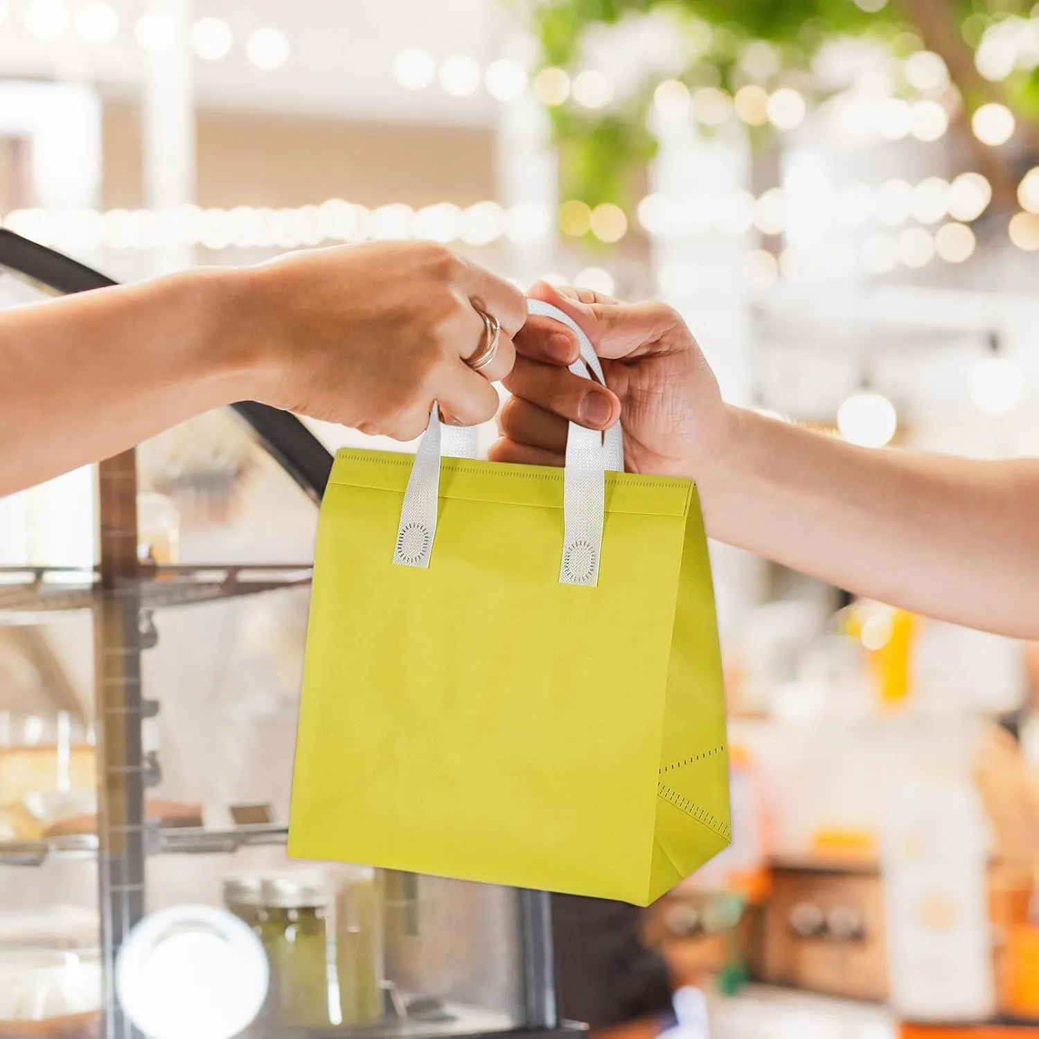 uxcell 50pcs Insulated Take Out Bags, 9.4" x 5.9" x 10.2" Insulated Take Away Bags Thermal Disposable Lunch Bags Disposable Cooler Bags for Hot Cold Food Catering Grocery Picnic Yellow