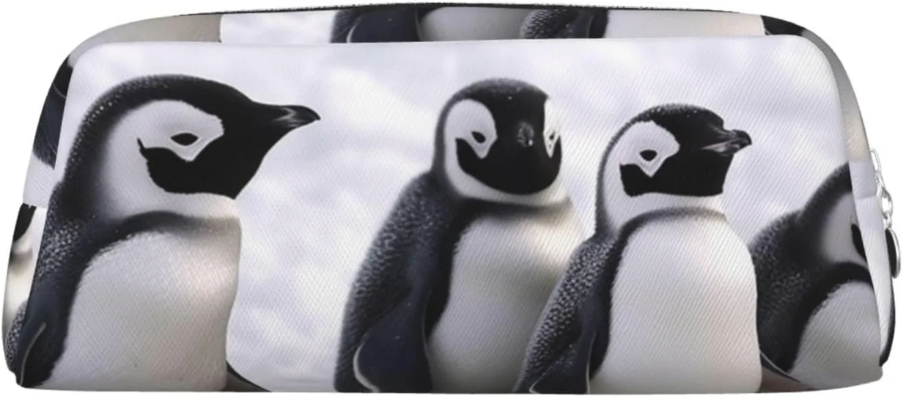 Young Penguins With Snow Makeup Bag for Women Men Pencil Pouch Travel Small Cosmetic Bag Zippered Toiletry Bags Aesthetic Pen Bags Trendy Storage Bags Leather Coin Pouch Purse