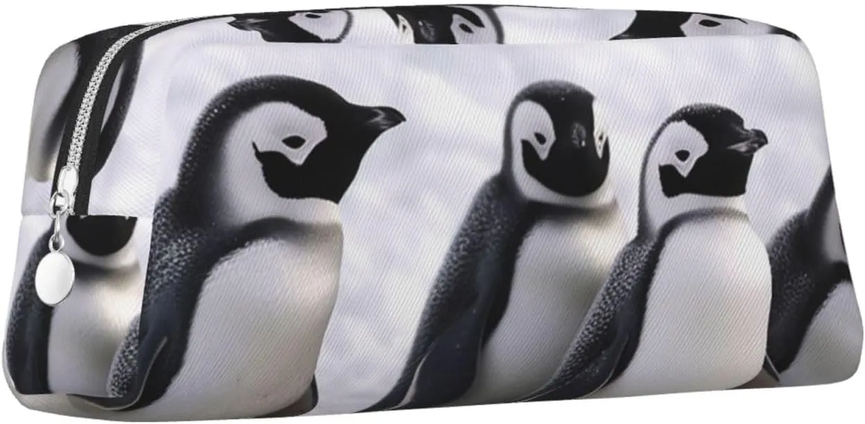 Young Penguins With Snow Makeup Bag for Women Men Pencil Pouch Travel Small Cosmetic Bag Zippered Toiletry Bags Aesthetic Pen Bags Trendy Storage Bags Leather Coin Pouch Purse